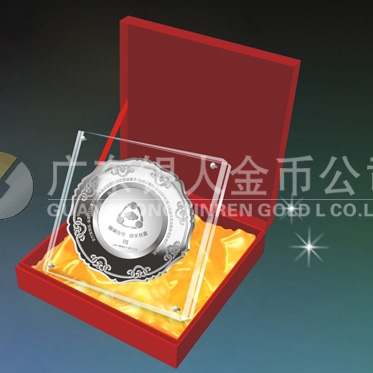 2014年11月：制做深圳金溢科技股份上市公司紀(jì)念銀盤制作